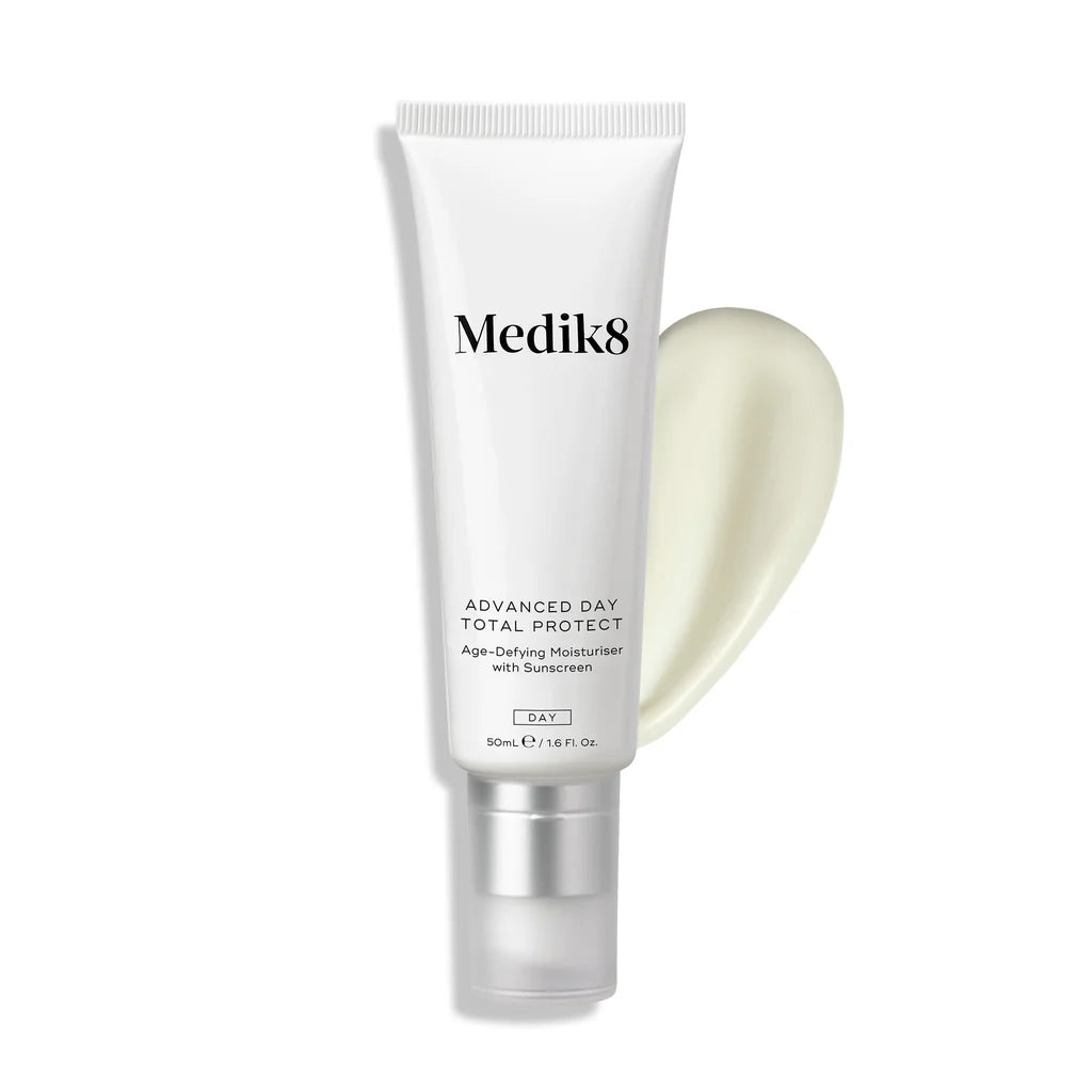 Medik8 Sale. Medik8 Advanced Day Total Protect Anti Aging Moisturiser with sunscreen. Contains multi weight Hyaluronic acid