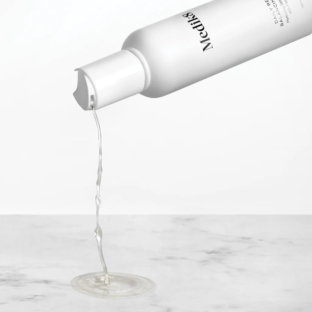 Medik8 Sale. Medik8 Daily Refresh Balancing Toner is suitable for all skin types. Perfect as a second cleanser or toner. Medik8 Daily Refresh Balancing Toner is perfect for teenage skin. 