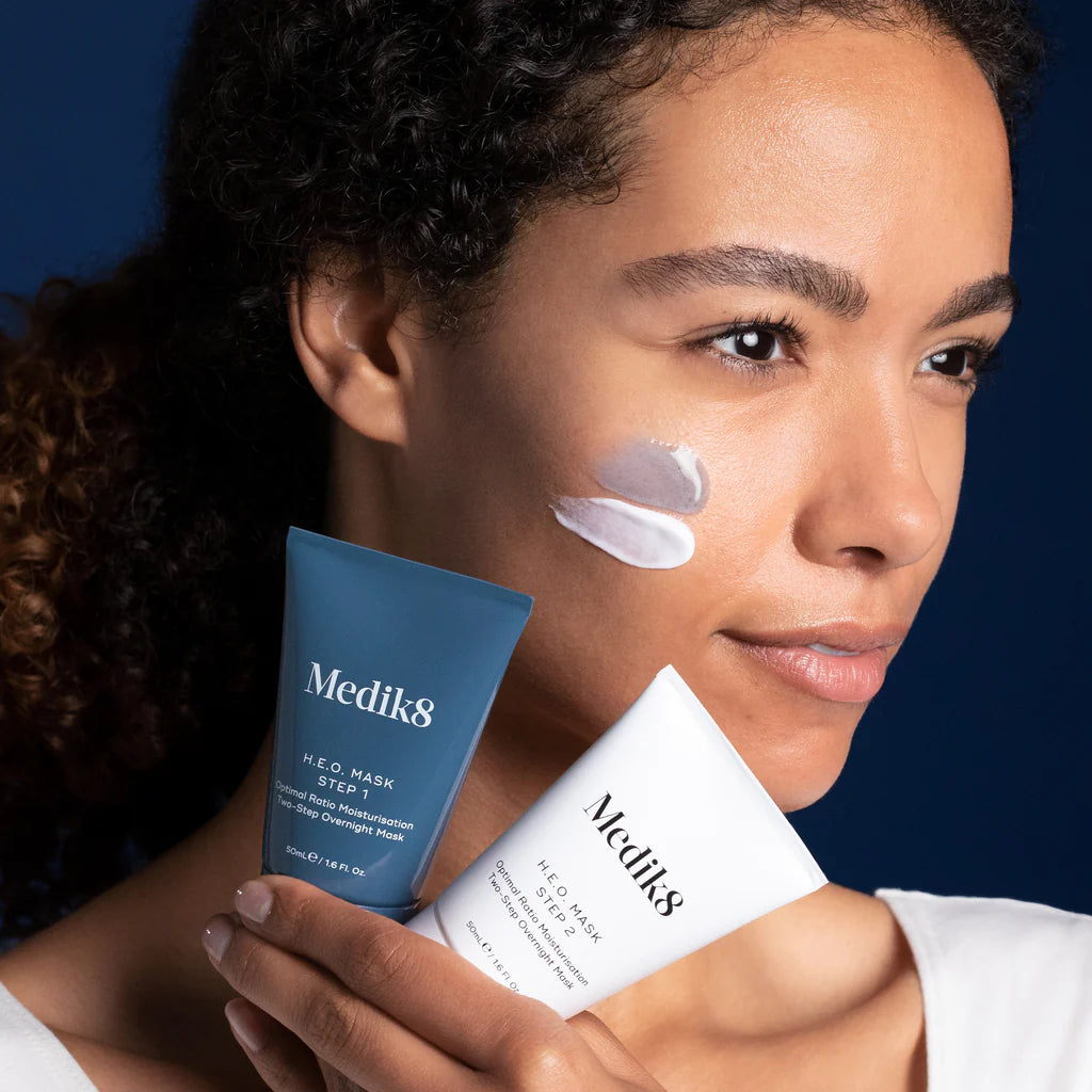 Medik8 Sale. Medik8 H.E.O Mask is a super nourishing two step moisturising mask.Visibly improve the look of fine lines & wrinkles, flaking, dryness & crepiness